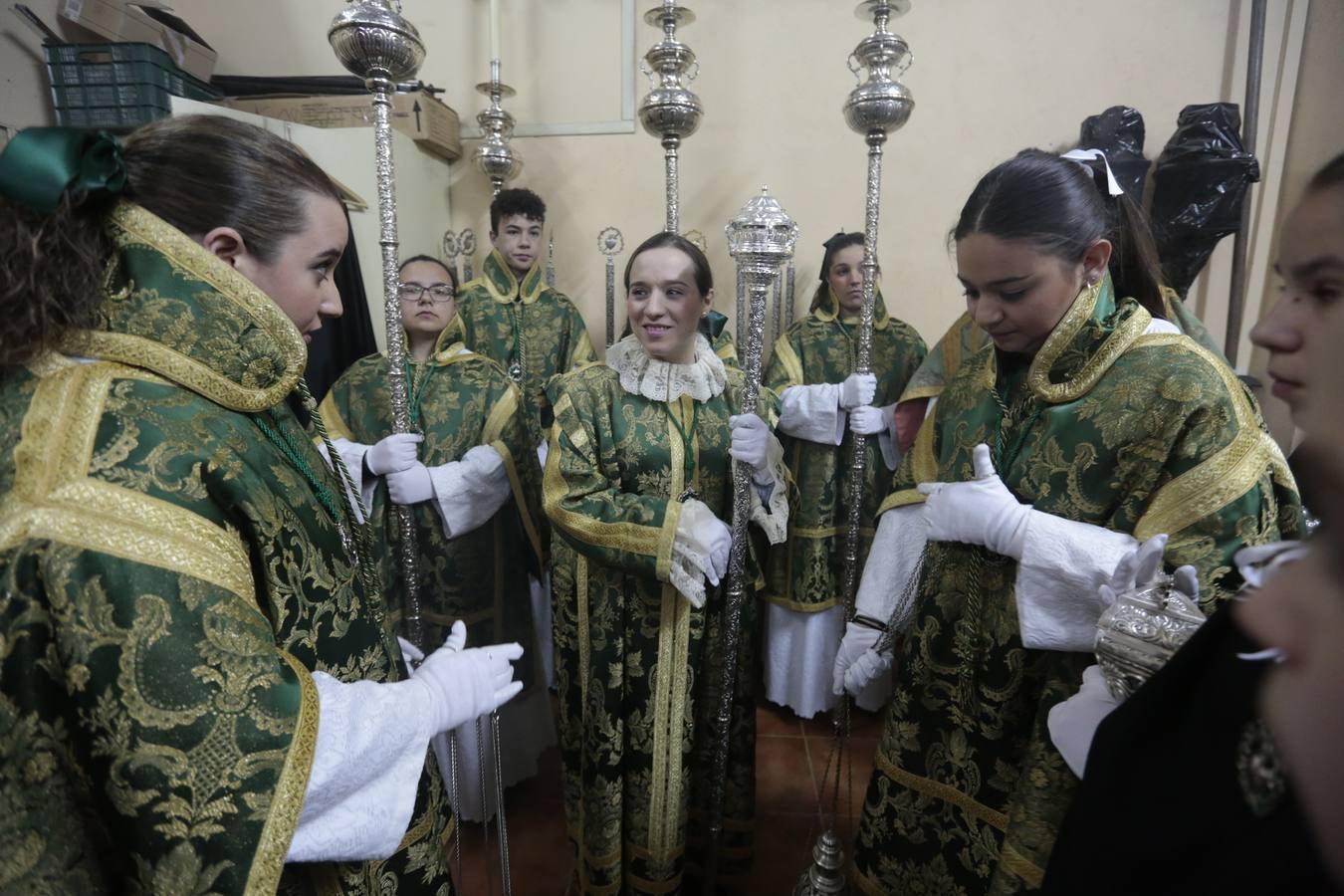 Este Viernes Santo ha vuelto la Legión a Granada. El Cristo de la Buena Muerte ha salido a las calles escoltado por una Escuadra de Gastadores de La Legión. En concreto, las unidades que se han desplazado hasta Granada pertenecen a la Brigada Rey Alfonso XIII II de la Legión con sede en Viator (Almería)