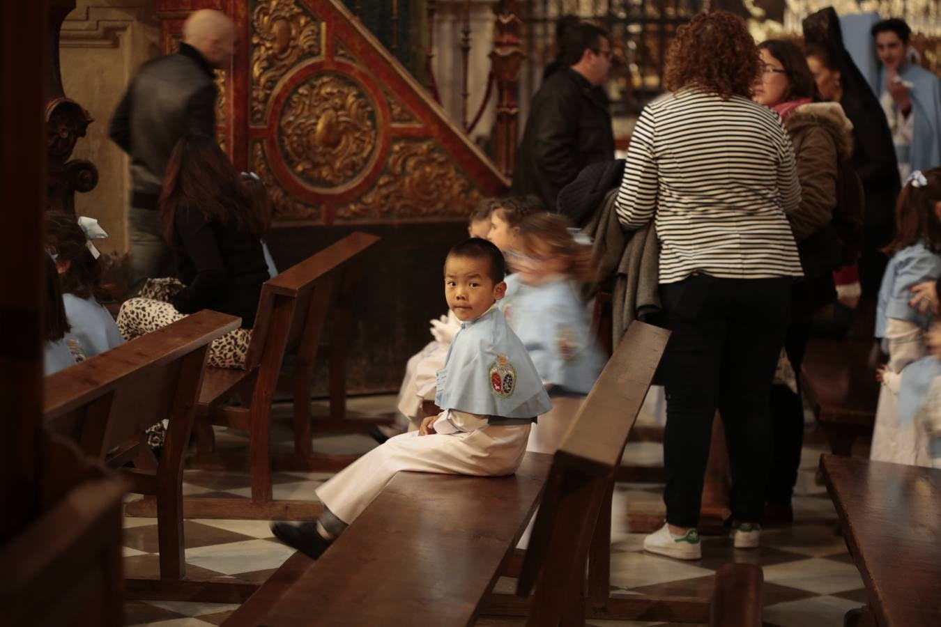 La cofradía del Resucitado de Regina Mundi pone hoy en la calle el gran estreno de esta Semana Santa. Se trata de las nuevas imágenes secundarias del paso: la Magdalena, San Juan y San Pedro. Las mismas ha sido realizadas por Israel Cornejo y vestidas por Benjamín Rodríguez. Hoy, por vez primera, salen a la calle.