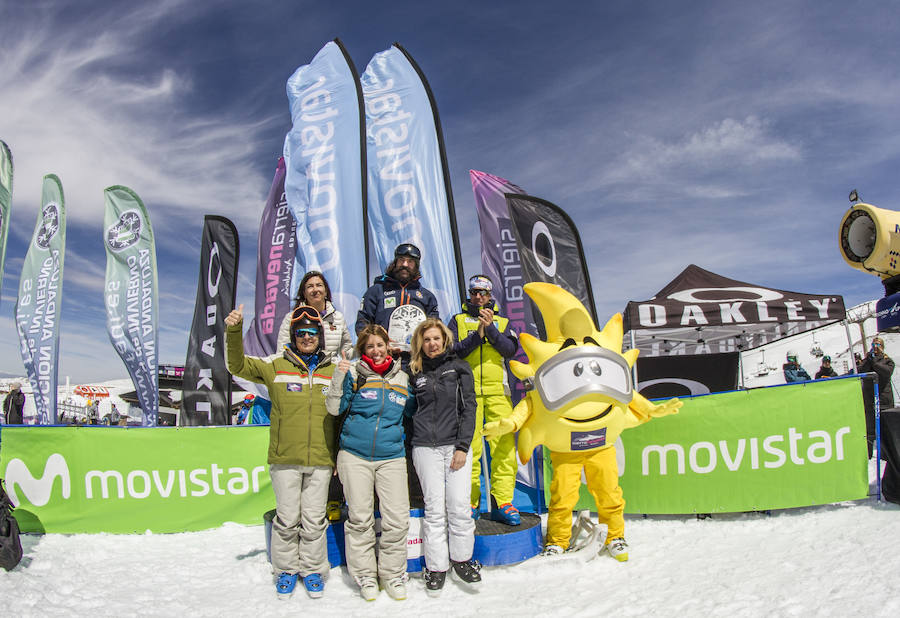 La estación y las federaciones Española y Andaluza homenajean al 'rider' por su medalla de bronce lograda en snowboard cross