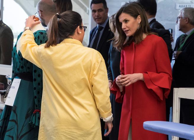 Fotos: Así es el abrigo preferido de Letizia de Zara