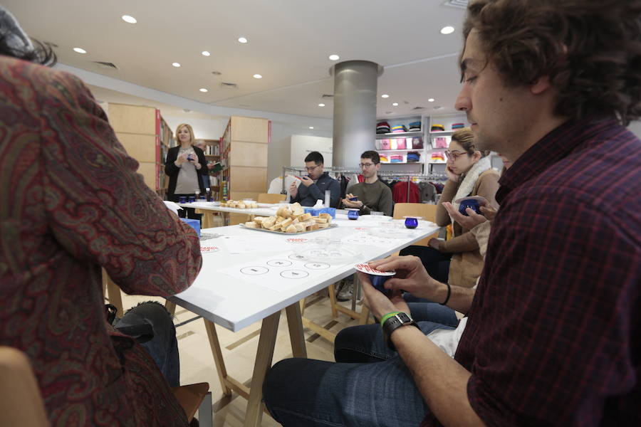 Desde primera hora de este sábado se puede disfrutar de actividades en el 'corazón' de la ciudad y los barrios