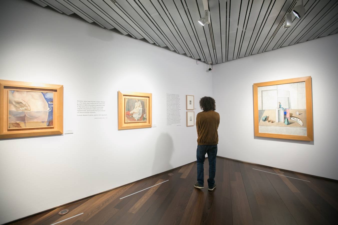 Los granadinos llenan museos y plazas en una jornada en la que el tiempo invita a disfrutar de la cultura