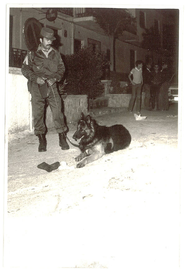 En 1985 Anabel murió asesinada. El servicio cinológico de la Guardia Civil encontró su cadáver escondido en una finca de Huétor Santillán y con signos de haber sido abusada sexualmente. Esta es la crónica de aquel suceso.