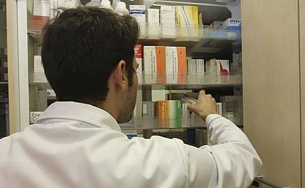 La OCU alerta de los altos precios de los medicamentos para el cáncer