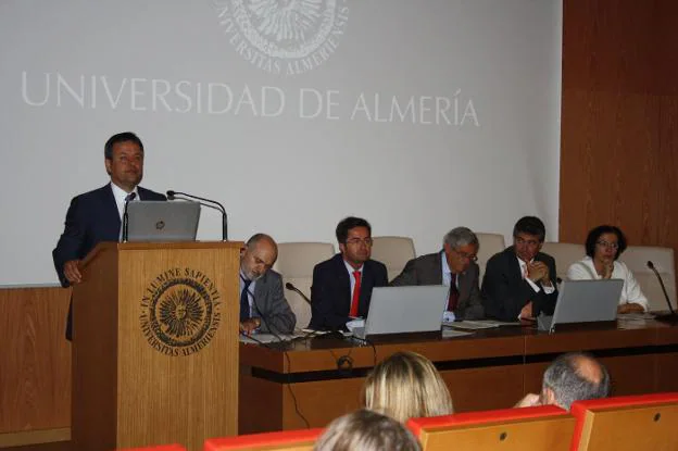 Juan Francisco Pérez Gálvez, durante la inauguración de la última edición del Simposio en la Universidad de Almería. 