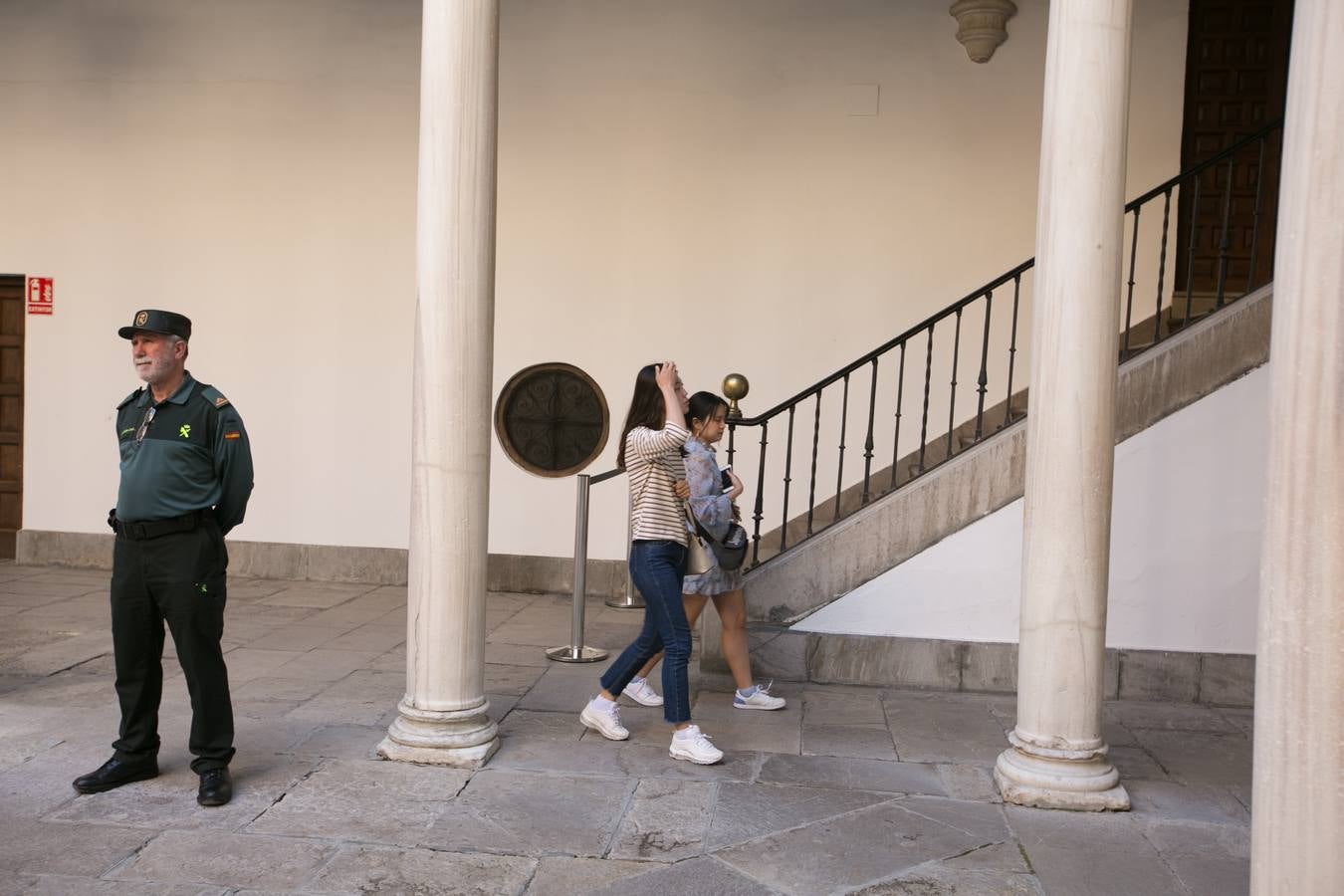 Cientos de granadinos participan en la multitud de actos gratuitos con motivo del Día de los Monumentos
