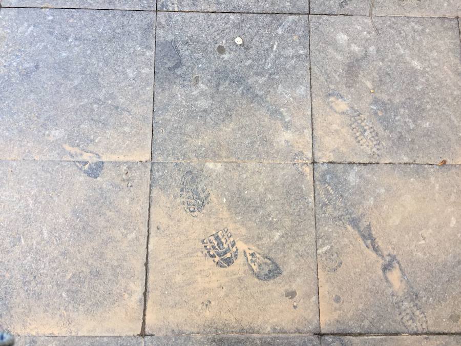 La Depresión Aislada en Niveles Altos que acecha al Golfo de Cádiz desde hace días, provoca vientos del sur que traen hasta la Bahía de Almería el polvo sahariano que hoy cubre gran parte del sur de la provincia