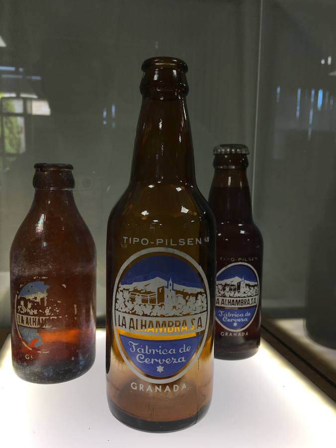 Presentación de la edición limitada de la cerveza granadina