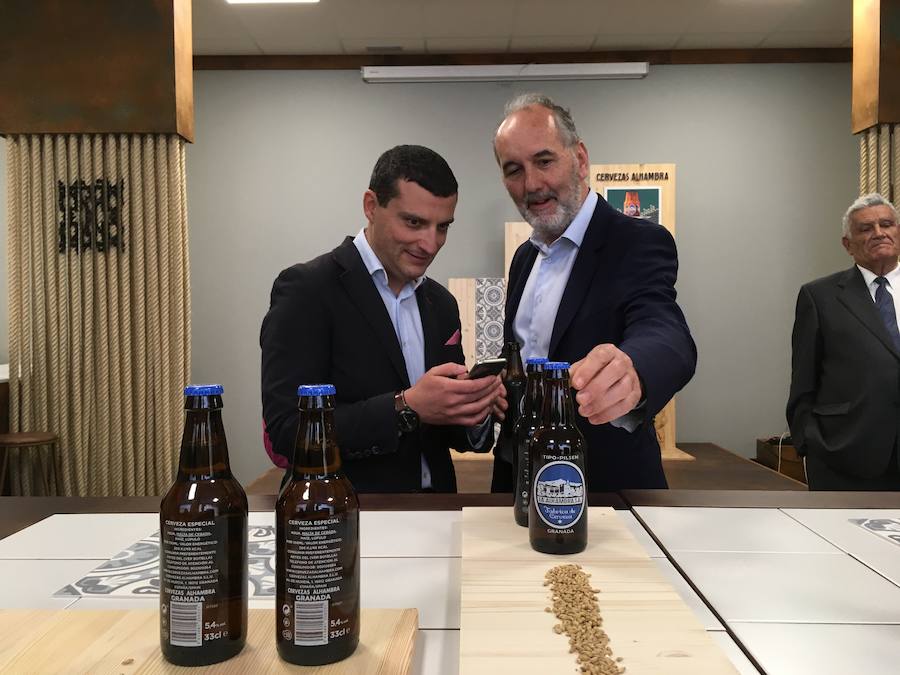 Presentación de la edición limitada de la cerveza granadina