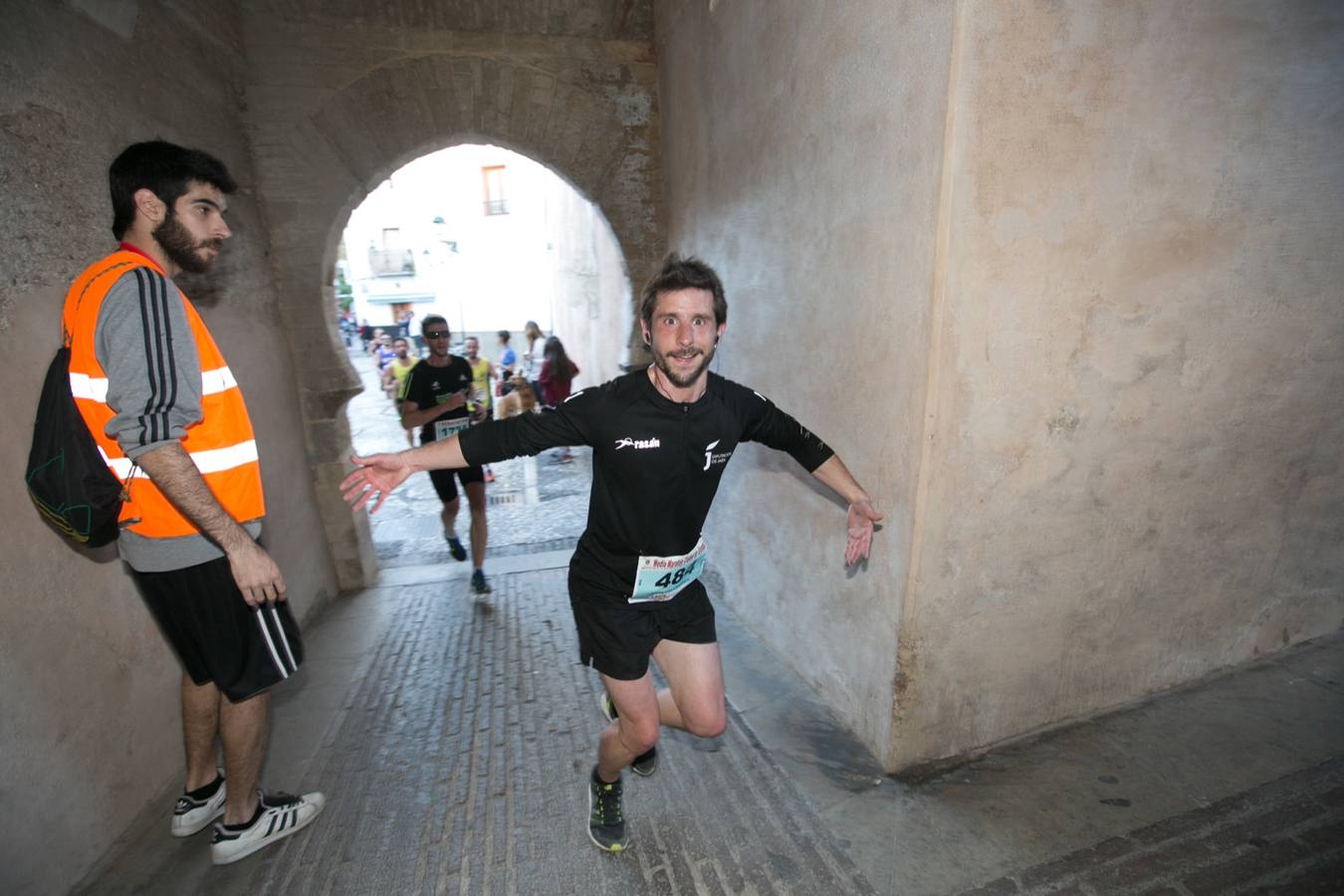 Aquí puedes ver unas maravillosas estampas de la carrera del pasado sábado en Granada