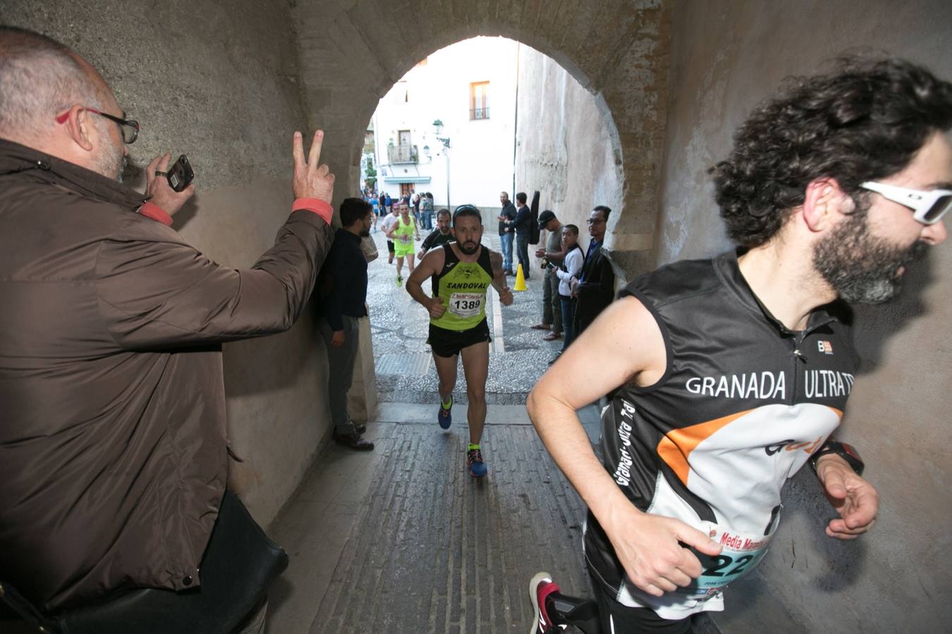 Aquí puedes ver unas maravillosas estampas de la carrera del pasado sábado en Granada