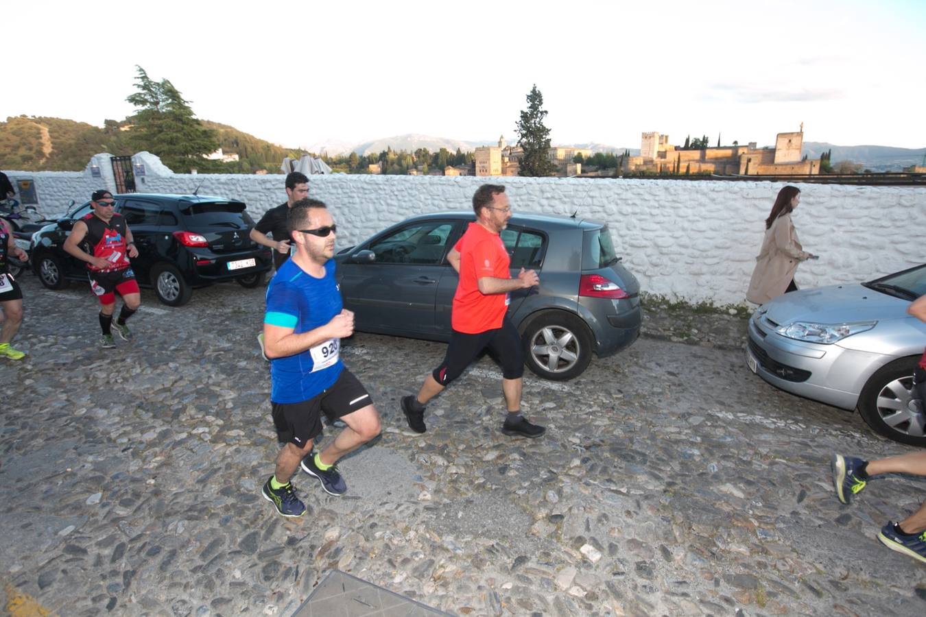 Aquí puedes ver unas maravillosas estampas de la carrera del pasado sábado en Granada