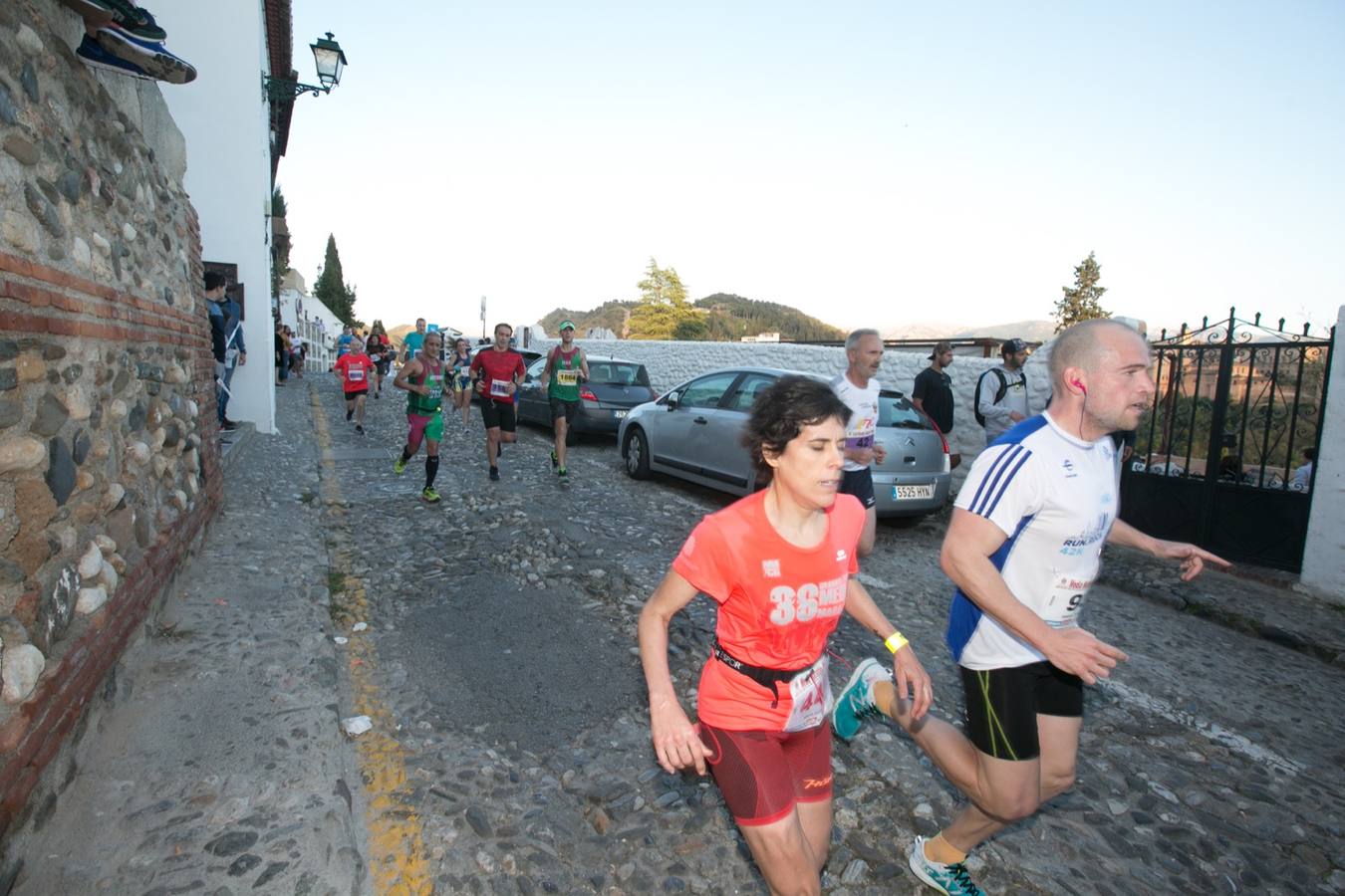 Aquí puedes ver unas maravillosas estampas de la carrera del pasado sábado en Granada