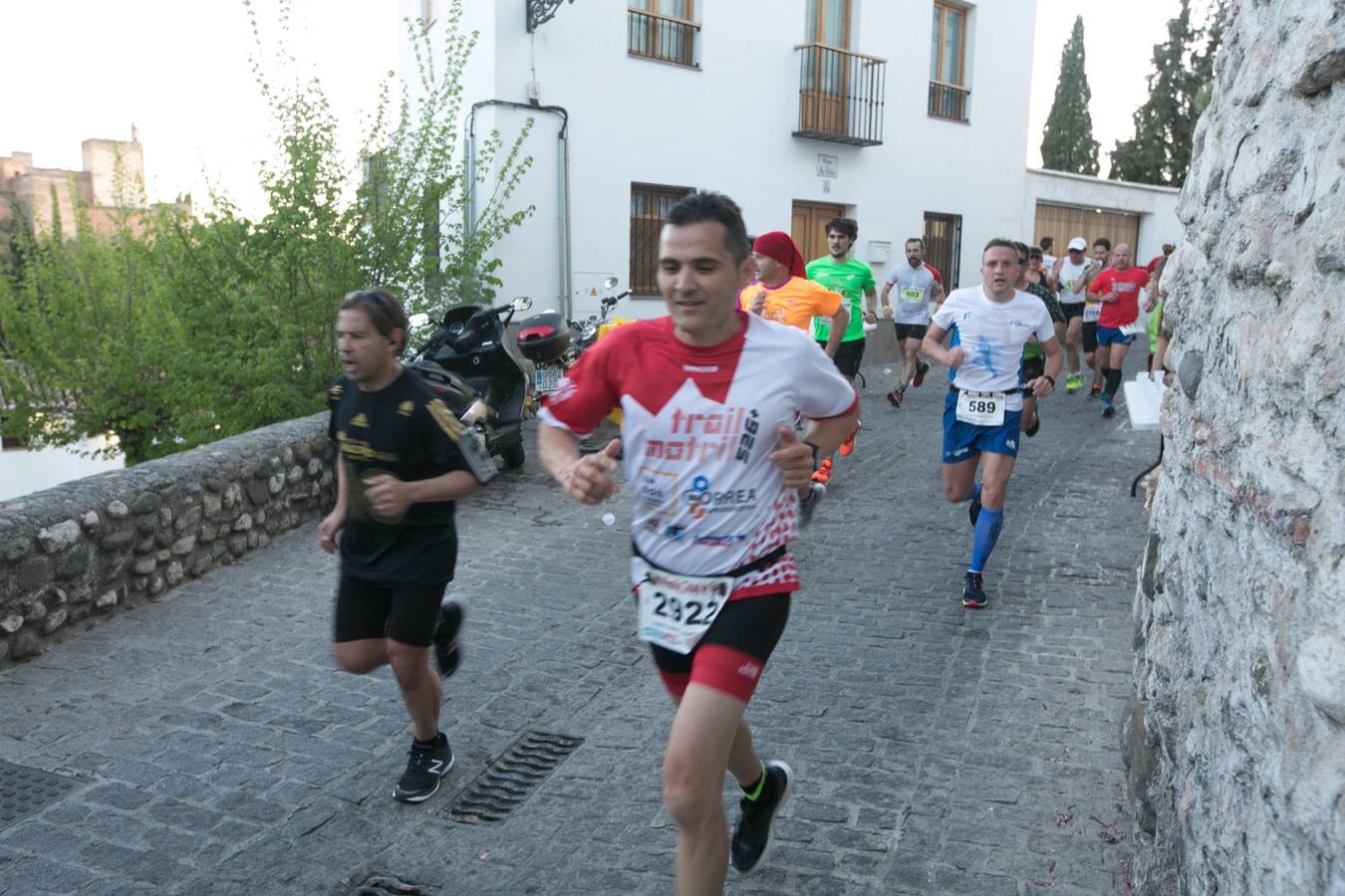 Aquí puedes ver unas maravillosas estampas de la carrera del pasado sábado en Granada