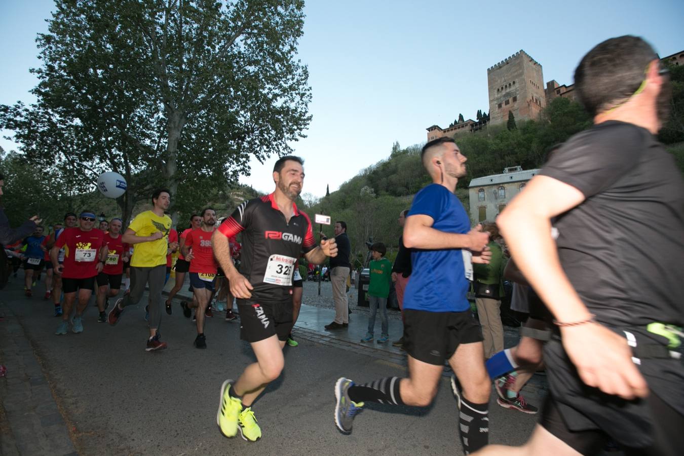 Aquí puedes ver unas maravillosas estampas de la carrera del pasado sábado en Granada