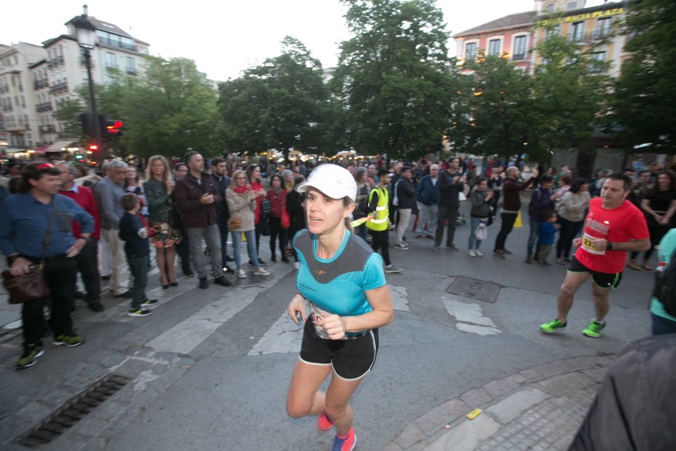 Aquí puedes ver unas maravillosas estampas de la carrera del pasado sábado en Granada