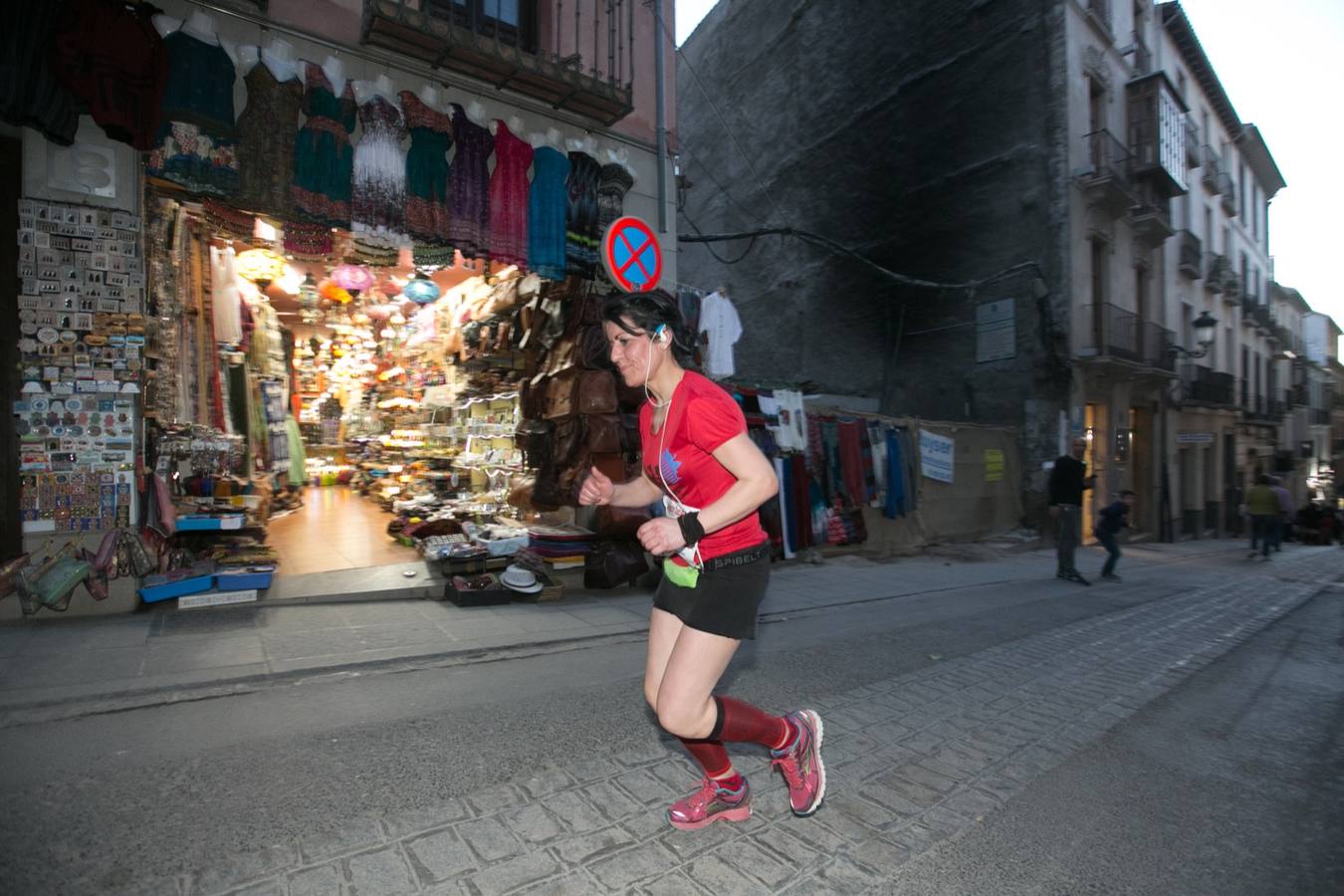 Aquí puedes ver unas maravillosas estampas de la carrera del pasado sábado en Granada