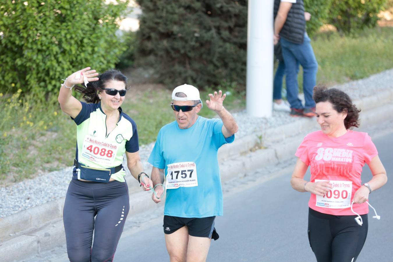 Aquí puedes ver unas maravillosas estampas de la carrera del pasado sábado en Granada