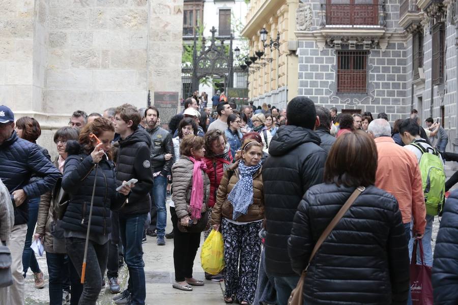 Una mínima de 4 grados y una máxima de 14 es lo que se han encontrado muchos foráneos que visitan estos días la ciudad