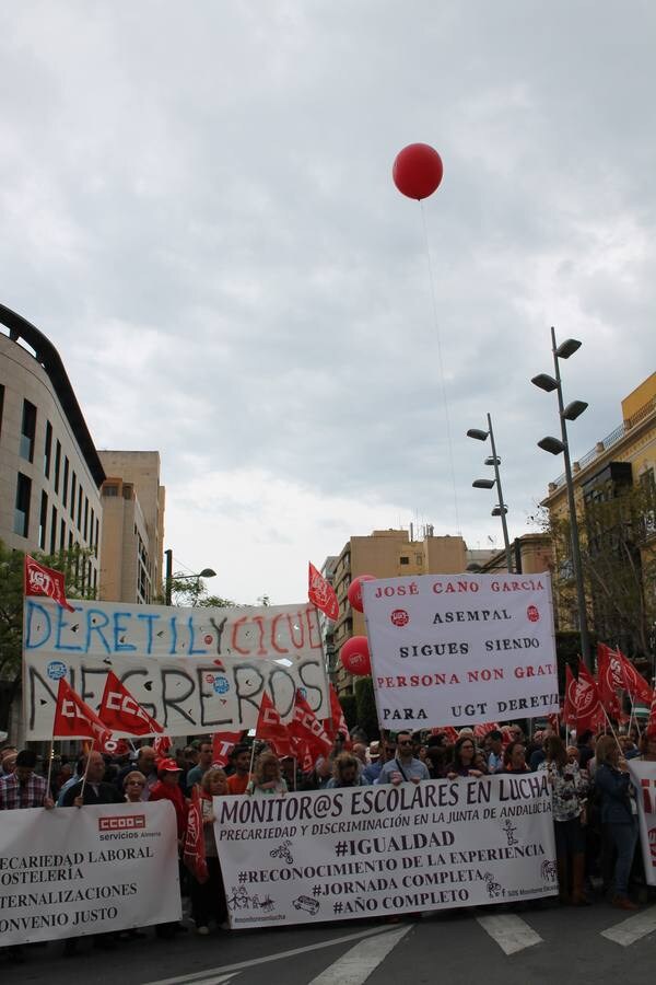 Los sindicatos UGT y CCOO se movilizan con motivo del 1 de mayo en una marcha reivindicativa a la que asiste el secretario provincial del PSOE, José Luis Sánchez Teruel