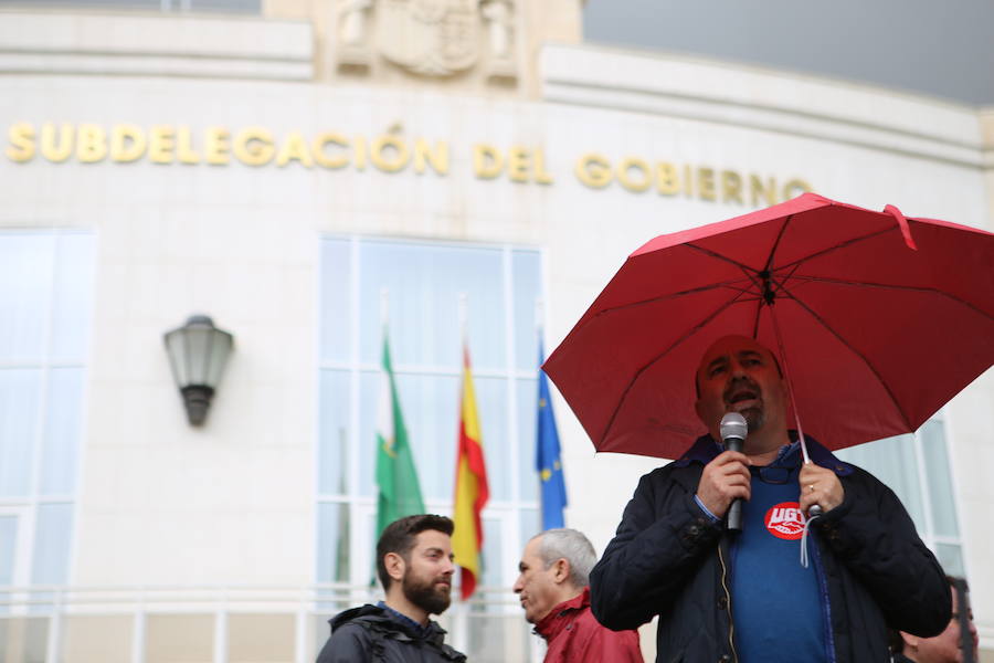 Los secretarios generales de UGT y CCOO de Jaén, Manuel Salazar y Francisco Cantero, lideran la manifestación del Día Internacional del Trabajo bajo el lema 'Tiempo de ganar. Igualdad, mejor empleo, mayores salarios, pensiones dignas'