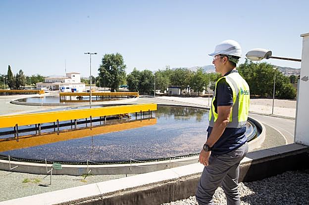 Imagen panorámica de la depuradora situada en el Camino de Purchil.