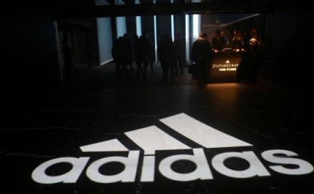 Importante alerta de la Policía Nacional sobre Adidas que afecta a todos: «Tú eres más listo»