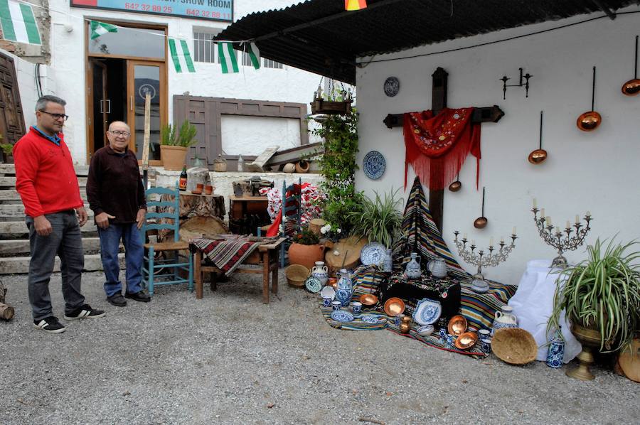 Una quincena de cruces y otras que no participan en el concurso pueden ser visitadas hasta el domingo