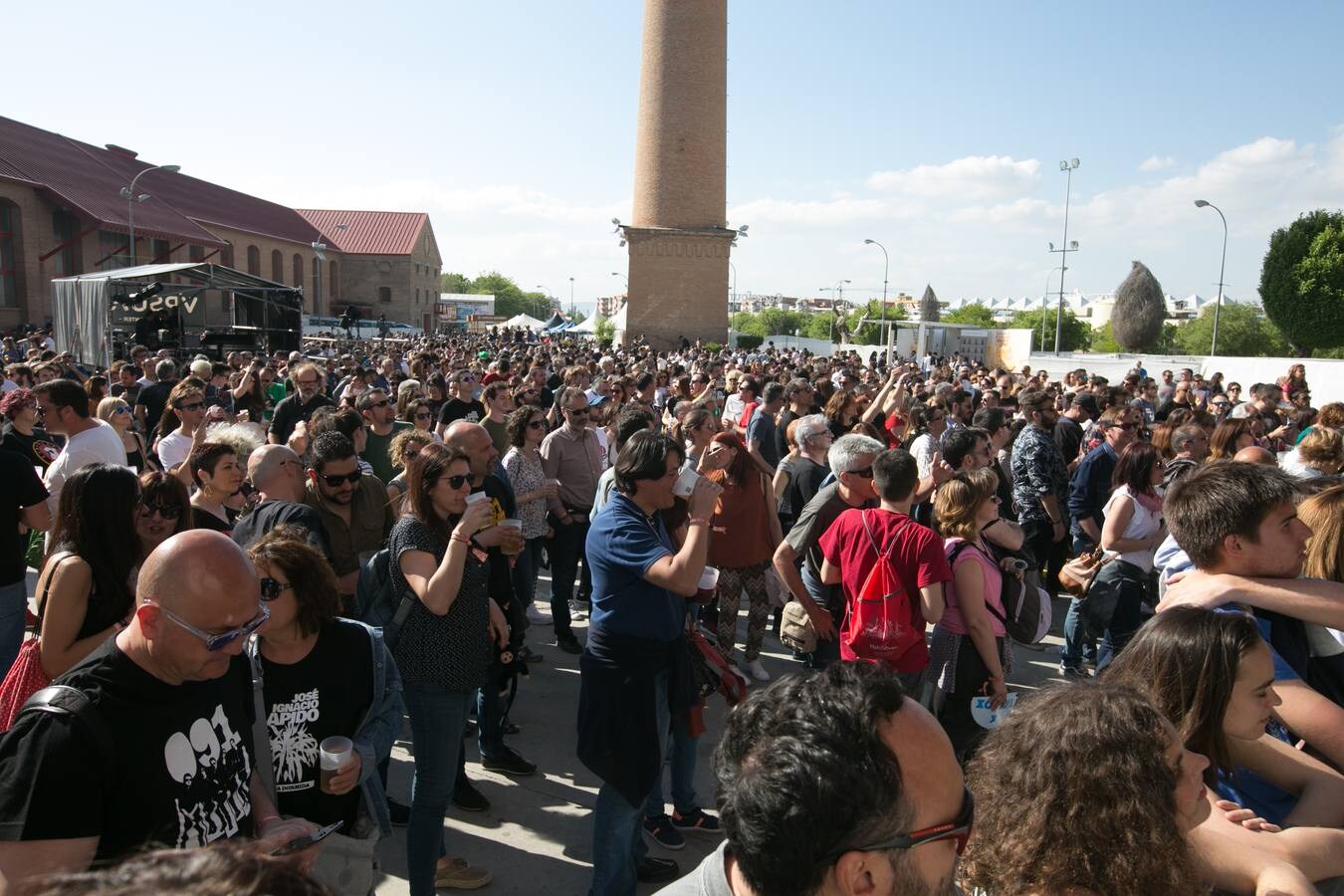 El festival llena la feria de muestras de Armilla