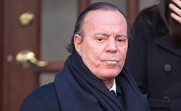 Julio Iglesias da la sorpresa con su última noticia