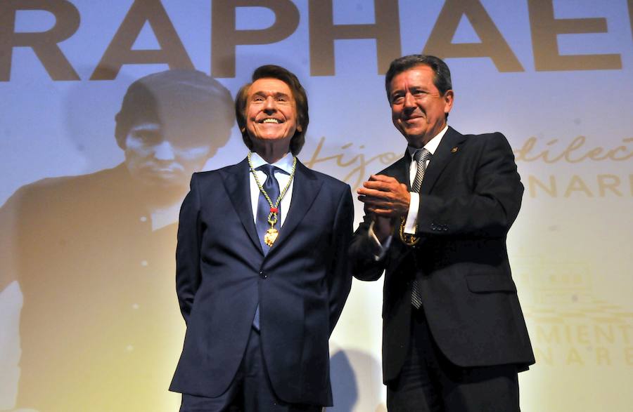 «Si es bonito vivir en Linares, más bonito es volver», ha dicho el artista, quien ha destacado su estrecha relación con la ciudad que lo vio nacer