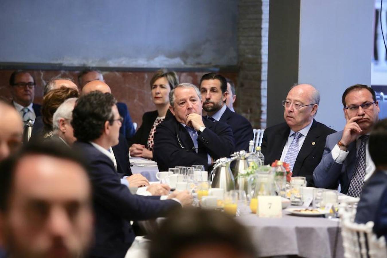 Albert Rivera pide a Rajoy que no deje Cataluña «en manos de un presidente racista»