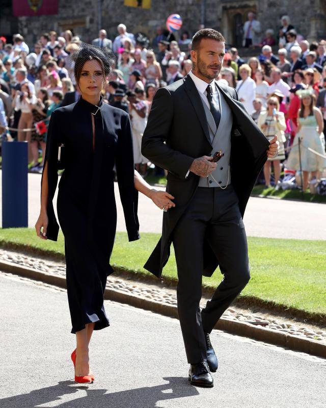 Las redes alaban la elegancia y belleza del exfutbolista en el compromiso del príncipe Harry y Meghan Markle