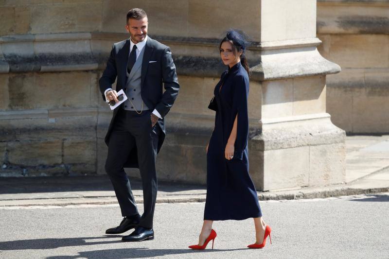 Las redes alaban la elegancia y belleza del exfutbolista en el compromiso del príncipe Harry y Meghan Markle