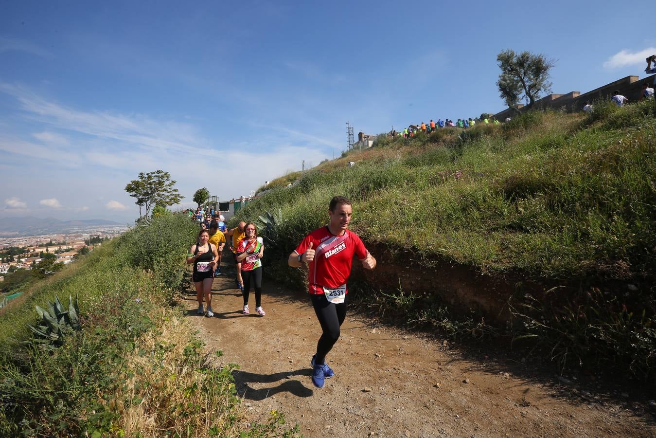 Sólo cuatro de los 3.000 participantes lograron bajar de la hora por la exigencia del recorrido