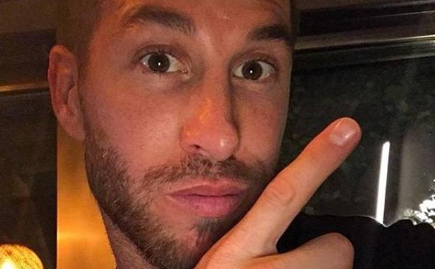 Aluvión de insultos a Sergio Ramos por la razón de su nuevo 'look'