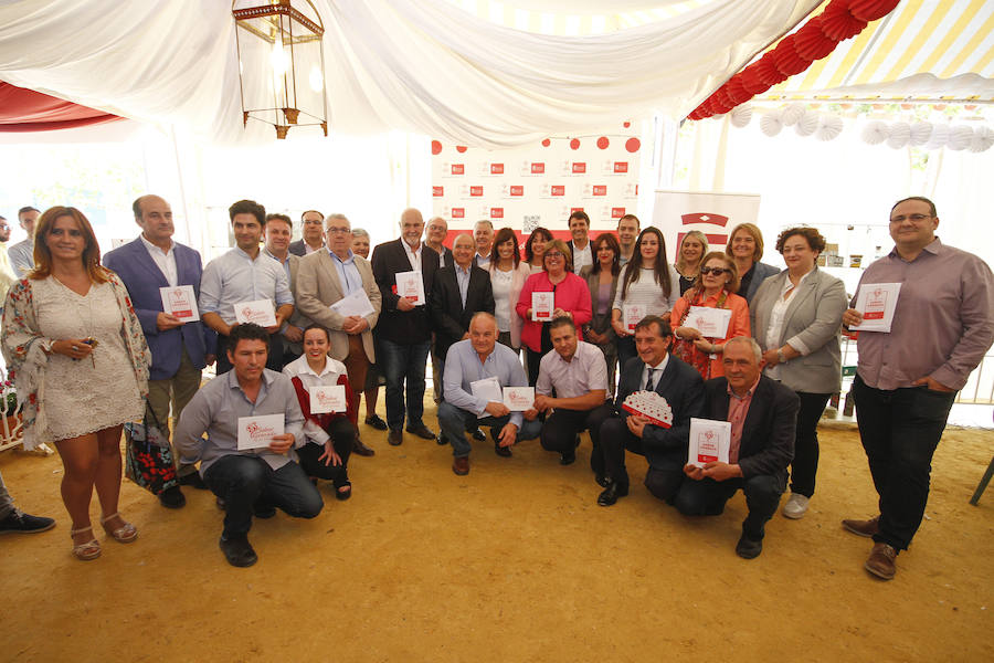 La diputada provincial de Desarrollo Sostenible y Empleo, Ana Muñoz, ha inaugurado el espacio destinado a la plataforma en la caseta de Diputación en la Feria del Corpus 2018. Más fotos de Corpus,  en este enlace