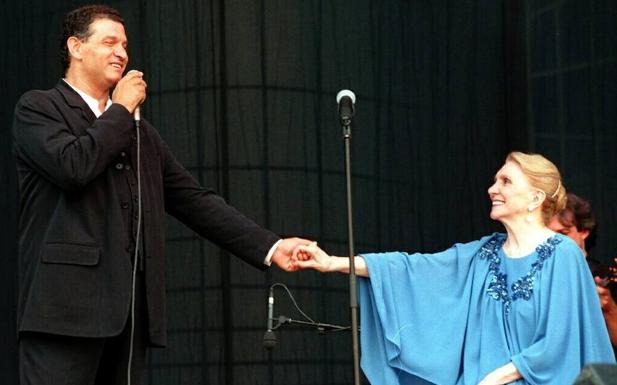 En un corciero de la gira 'Amarraditos' 