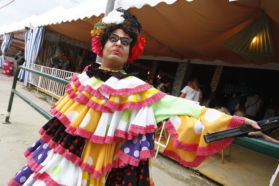 La afluencia de visitantes aumenta conforme se van acercando los días grandes de las fiestas. Para ver todas las fotografías de este Corpus, pulsa en el siguiente enlace.