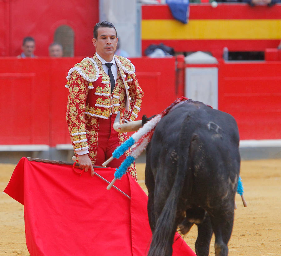 Estas son las mejores imágenes de la penúltima cita taurina de la Feria del Corpus. Todas las fotos del Corpus puedes verlas en  este enlace