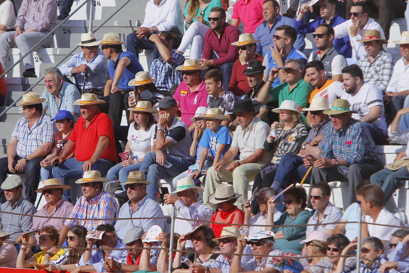  Las mejores imágenes de la última tarde de toros. Si quieres ver las galerías de otros días puedes hacerlo en  este enlace