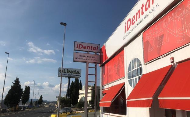 Empleados de iDental en Granada denuncian impagos y agresiones verbales de los clientes