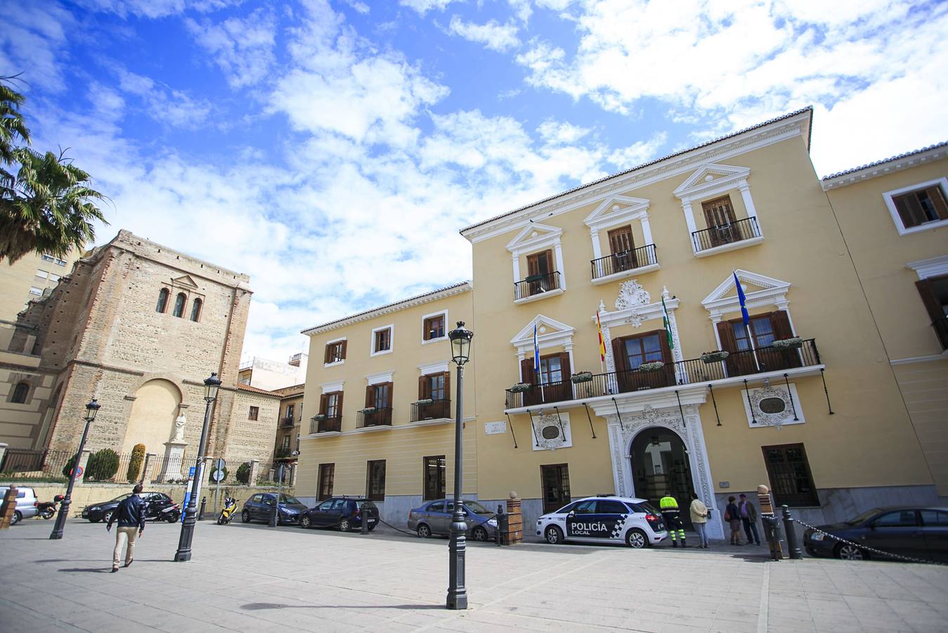 Motril: Población: 60.420 | Partido que ganó las últimas elecciones: PP (10 concejales) | Partido que gobierna: PSOE | Mayoría absoluta: No