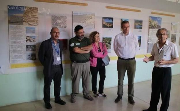 El Acebuche acoge una exposición fotográfica del valor ambiental de Almería