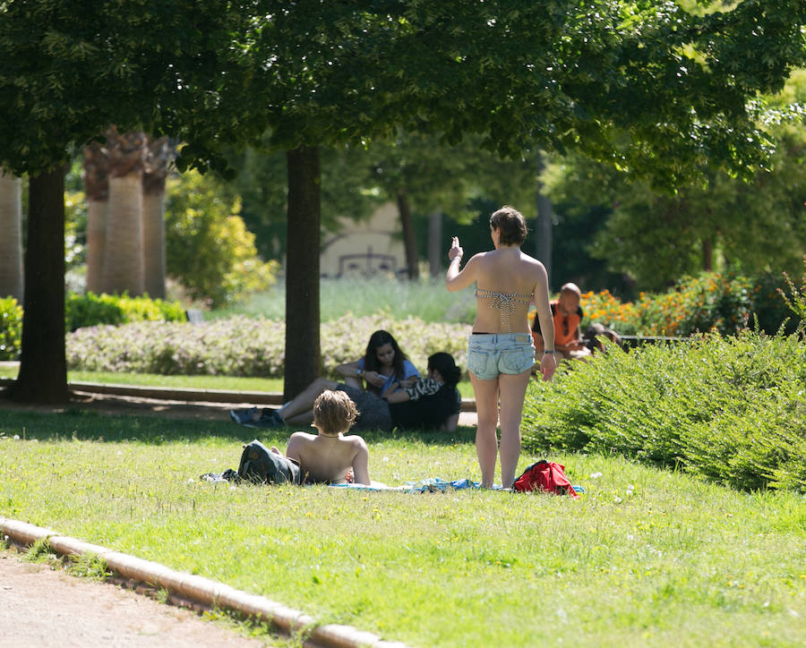 Los termómetros ya marcan los 32ºC