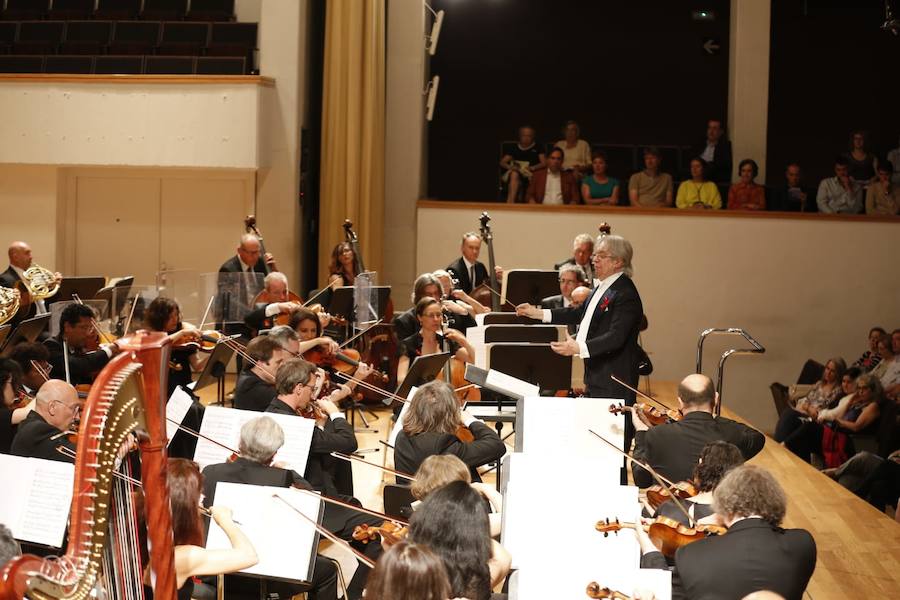 El concierto del 40 aniversario del Centro Falla, que se repite hoy, un rotundo éxito