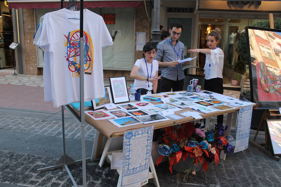 Cientos de jienenses salieron a la calle para asistir a alguna de las 70 actividades organizadas