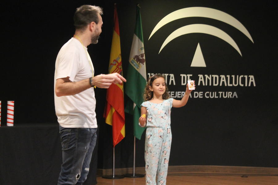 Cientos de jienenses salieron a la calle para asistir a alguna de las 70 actividades organizadas