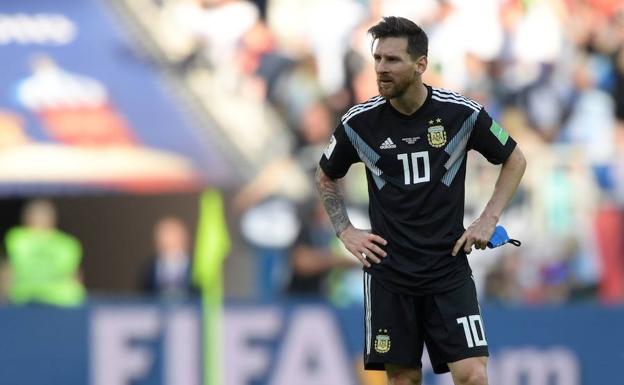 Messi durante el partido ante Islandia.