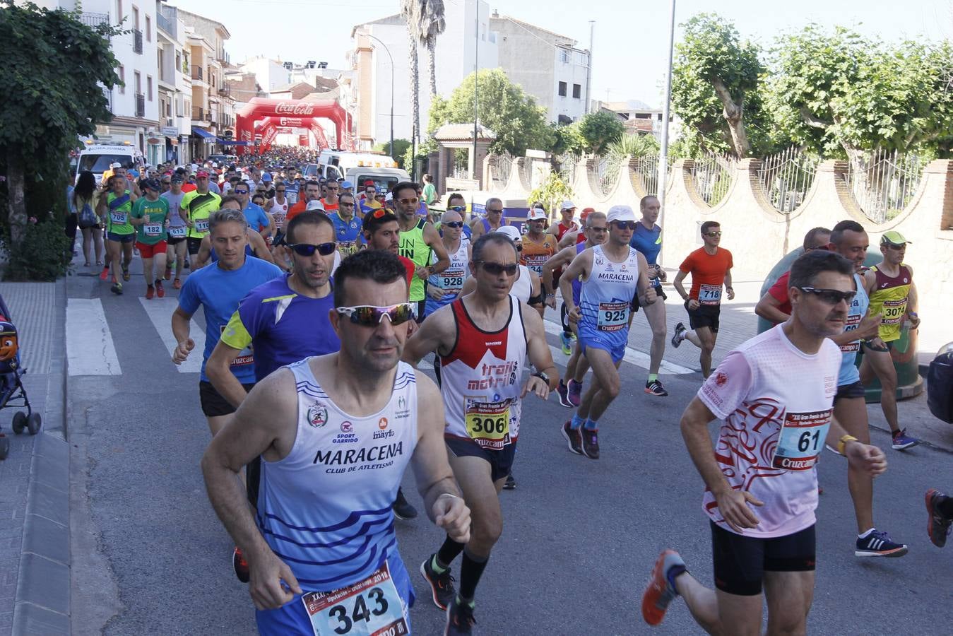 Manuel Santiago y Claudia Estévez se sobreponen al calor en Dúrcal